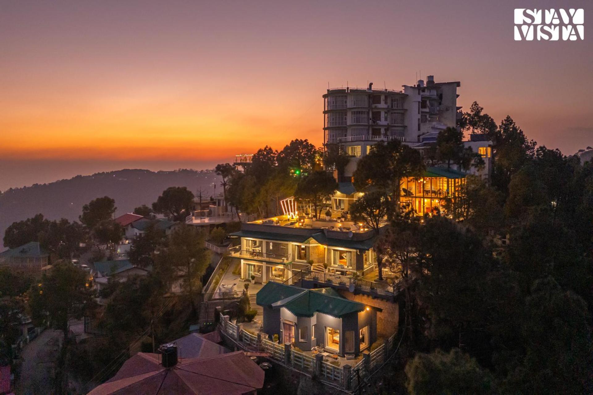 Stayvista At Serene With Outdoor Bonfire Barog Exterior foto